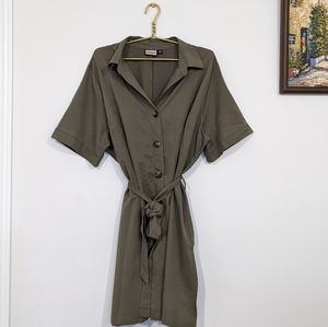 WeInfluence 3x army green dress